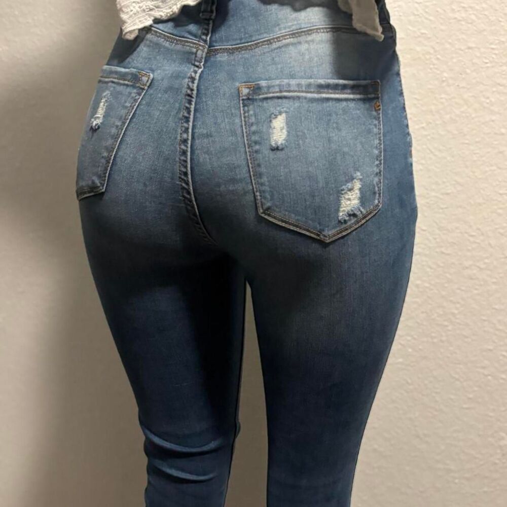 Fashion-nova Women's Blue and Navy Jeans